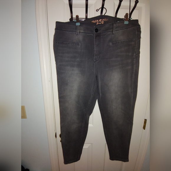 NWOT Plus Size Melissa McCarthy Seven7 Gray Welt Pocket Pencil Jeans - Size 20W - Picture 3 of 11